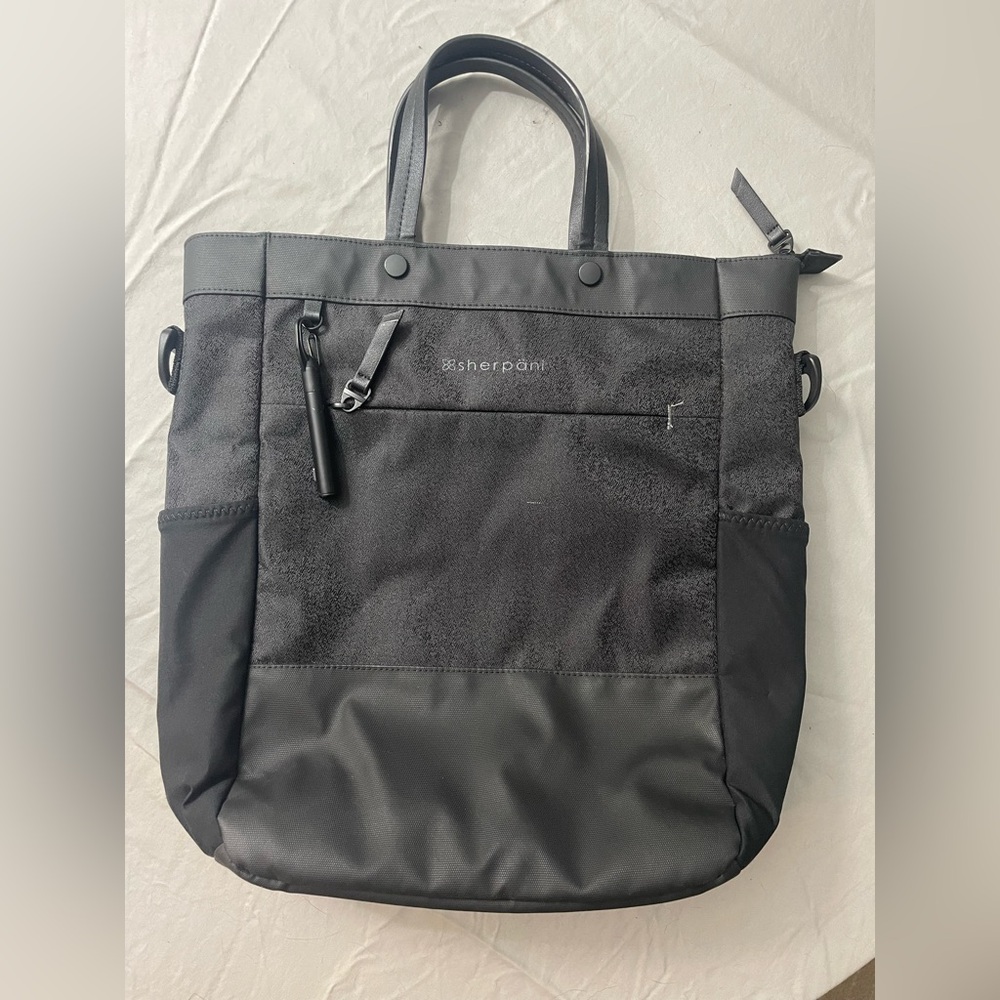 Backpack/carry bag option. Great for travel.